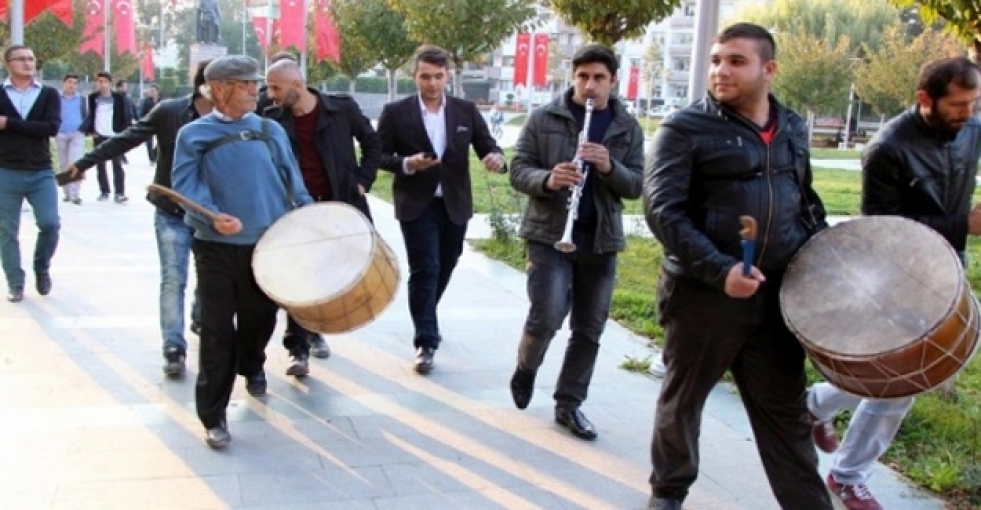 HDP'li başkana gözaltıya, BBP'den kutlama!