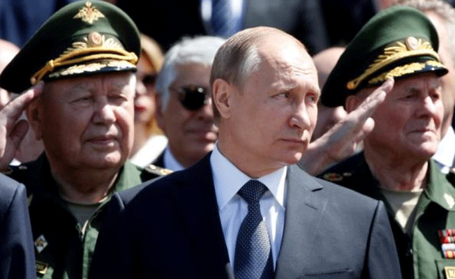 Putin 12 generali görevden aldı