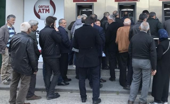 O haberi duyan vatandaş ATM'lere akın etti