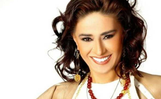 Yıldız Tilbe evlilik teklifi aldı.... Yaşını duyunca 'hayır' dedi