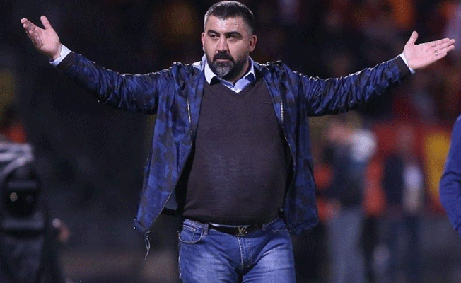 Ümit Özat: Don Kişot gibi yeldeğirmenleriyle savaşıyoruz