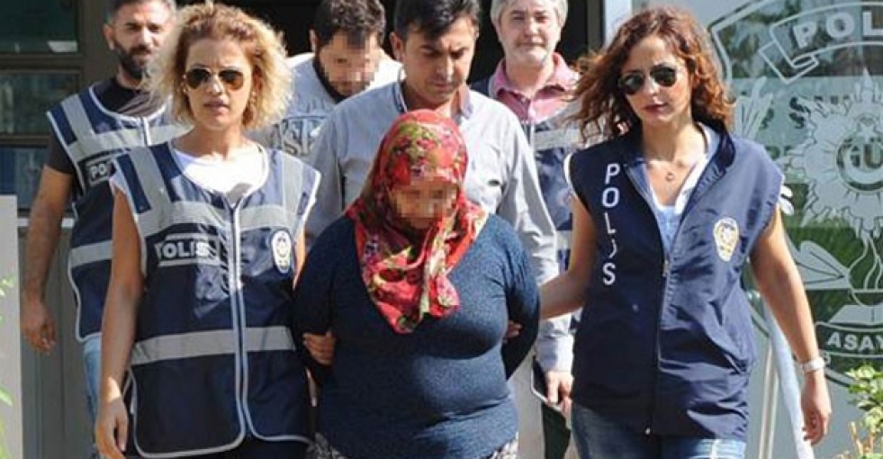 27 yaş küçük sevgilisiyle eski sevgilisini öldürdü