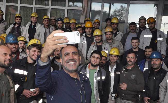 Ünlü sanatçı 1 Mayıs'ı madencilerle kutlayacak