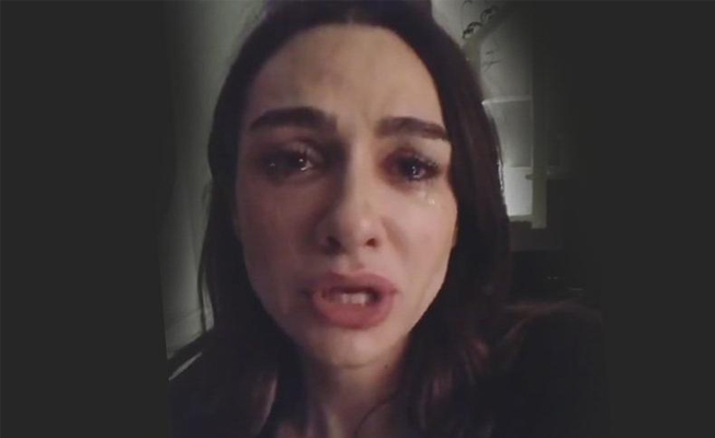 Birce Akalay, ölüm haberini gözyaşları içinde verdi