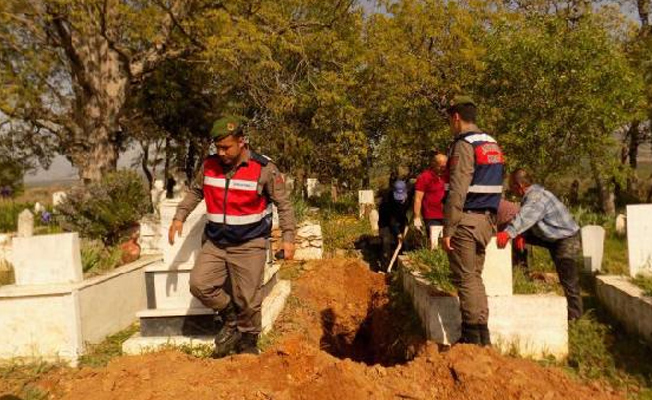 Kuzenler veraset ilamında kardeş çıkınca 6 mezar açıldı