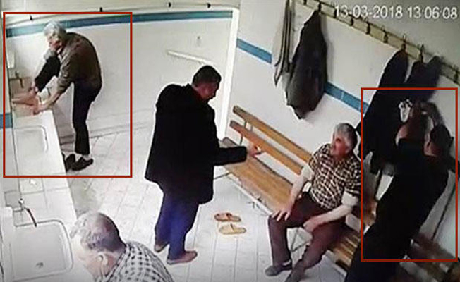 Pişman olan hırsız abdesthanede çaldığı parayı teslim etti