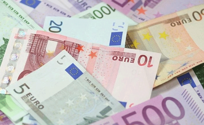 İran'da döviz transferine kısıtlama