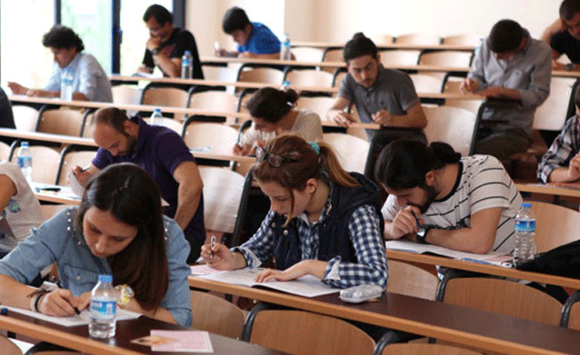 Açık öğretim sınavındaki skandal soruya tepki!