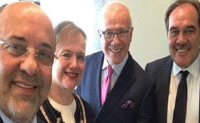 Ertuğrul Özkök tepki çeken fotoğrafı savundu
