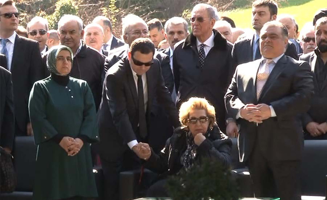 8. Cumhurbaşkanı Turgut Özal mezarı başında anıldı