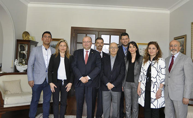CHP'lilerden 10. Cumhurbaşkanı Ahmet Necdet Sezer’e ziyaret