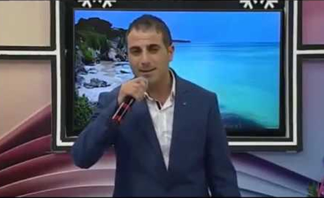 Tatlıses için yazılan şarkıyı duydu... Masaya yığıldı