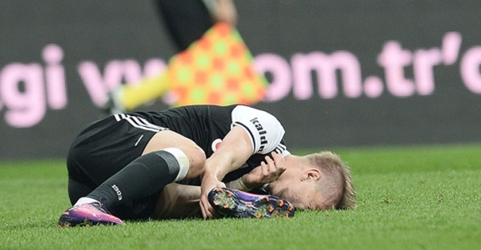 Caner Erkin taburcu oldu