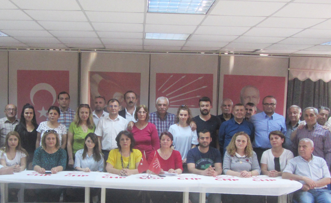 CHP Çukurova İlçe Başkanı Zihneti Emre 'Biz hazırız!' diyor