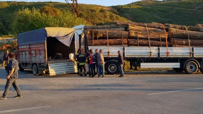 Karabük’te feci kaza: 17 yaralı