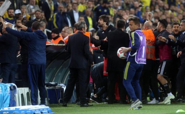 Fenerbahçe’den olaylı derbi açıklaması: Tahrik ettiler