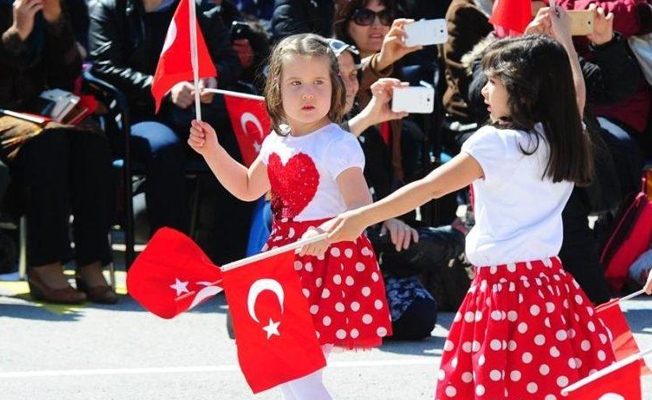 23 Nisan'da okullar kaç gün tatil?