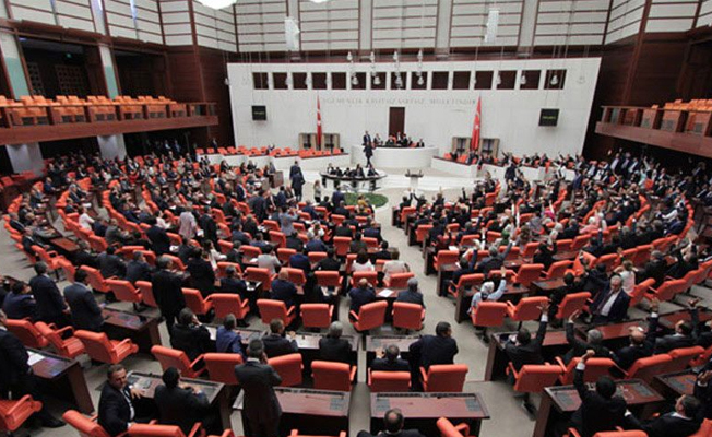 Erken seçim kararı TBMM'de kabul edildi