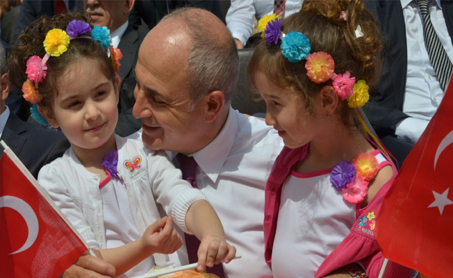 Başkan Dr. Akgün: Demokrasimiz ilelebet yaşayacaktır