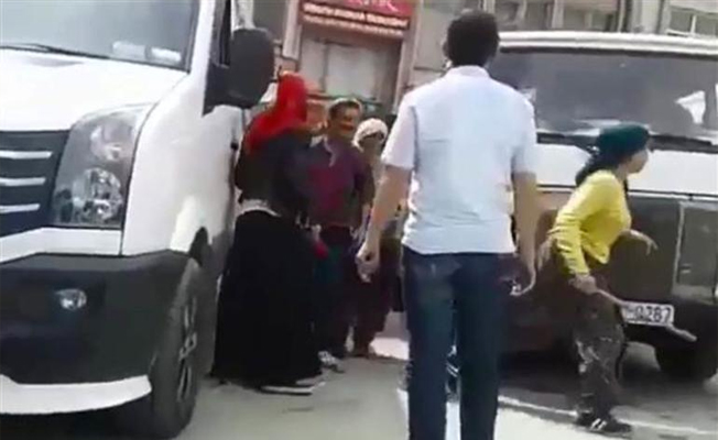 Kadınlardan tacizciye meydan dayağı!