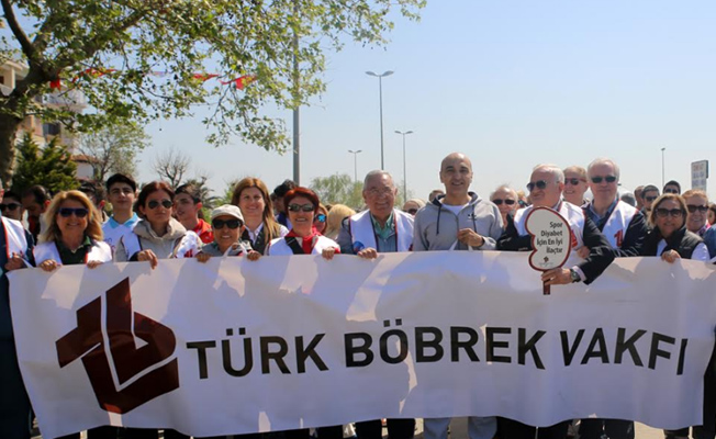Bakırköylüler 'Spor Diyabeti Yener' diyerek yürüdüler