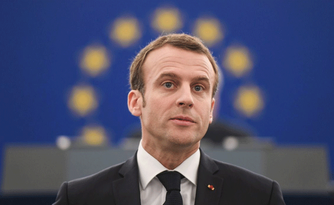 Macron: ABD'nin Suriye'de kalması önemli