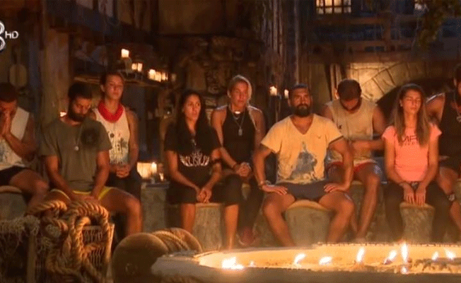 Survivor son bölümde adaya kim veda etti?