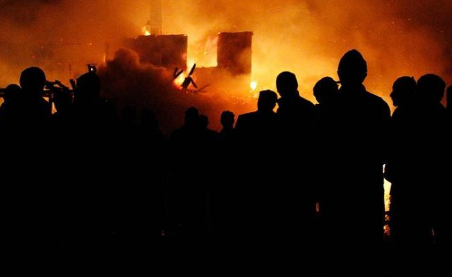 Gece kulübünde yangın... 18 ölü, 5 yaralı...