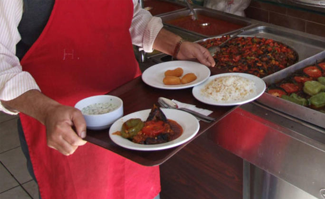 Milyonlarca çalışanı ilgilendiriyor! Yemek kartlarında son durum...