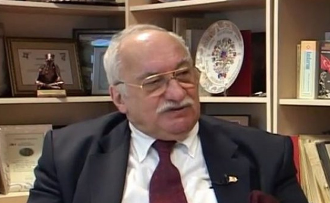 Atatürk sevdalısı Prof. Ünsal Yavuz hayatını kaybetti