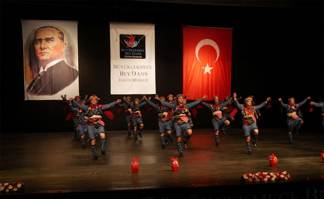  BEYDANS yıl sonu gösterisinde nefesleri kesti