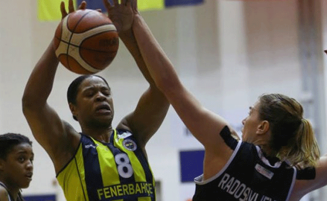 Fenerbahçe seride öne geçti
