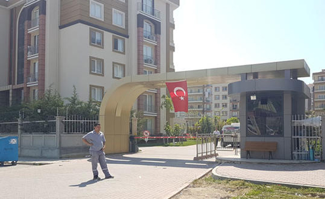 İstanbul'da lüks sitede katliam