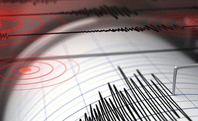 İki ilde deprem... Kaymakam yaralandı
