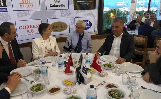 CHP'li Tekin: Bütünleştiren bir Cumhurbaşkanına hazır olun