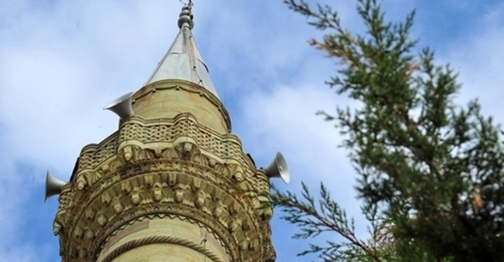 Cami minaresini hatıra olarak götürmüşler