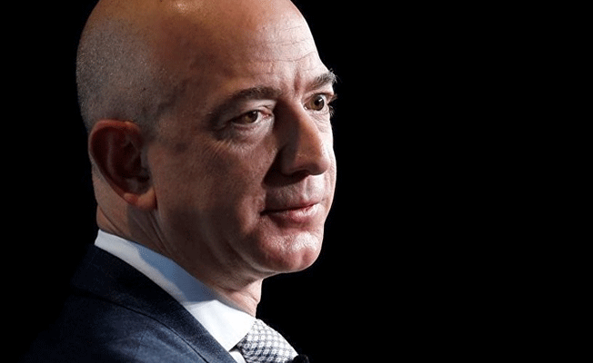 Servetine bir günde 9 milyar dolar kattı