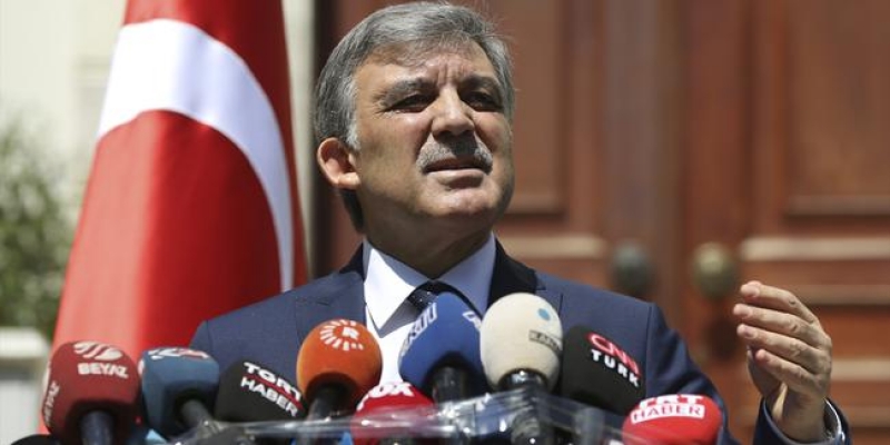 ‘Abdullah Gül siyasi mevta oldu’