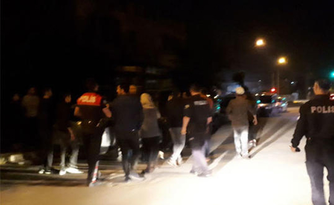 Düğünde halay krizi... Polis müdahale etti