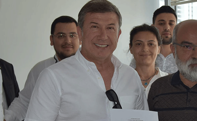 Tanju Çolak AKP'den milletvekili aday adayı oldu