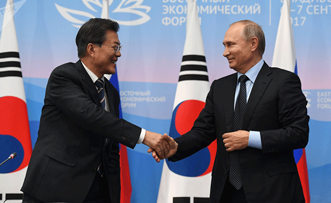 Putin, Güney Kore Devlet Başkanı ile görüştü