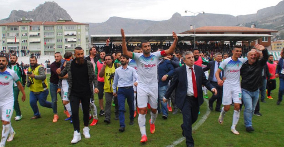 Yeni Amasyaspor kupada Denizlispor'u yenip gruplara kaldı