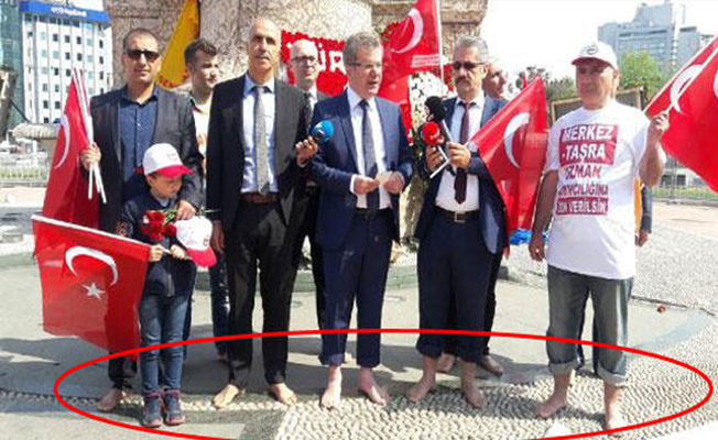 Çıplak ayakla Taksim Meydanı'na geldiler... Anıta çelenk bıraktılar