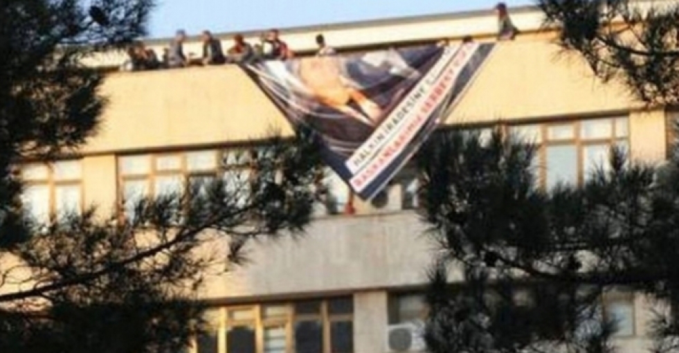 Diyarbakır Büyükşehir Belediyesi'nde 3 gözaltı