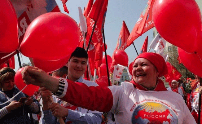 Dünyada 1 Mayıs coşkusu