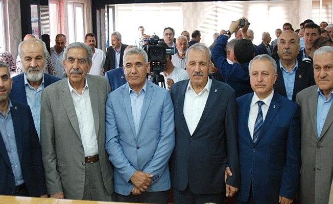 AKP'li Şahin Erdoğan'a oy verecek MHP seçmenini Köpek'e benzetti