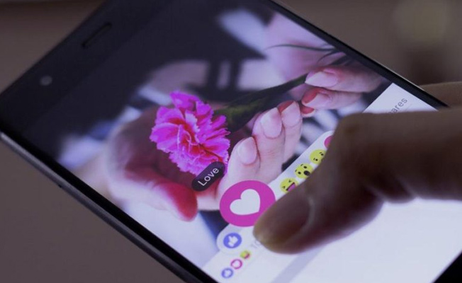 Facebook 'çöpçatanlık' hizmeti verecek