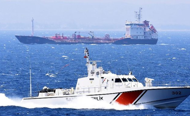 Türk gemisi ile Yunan Savaş gemisi çarpıştı