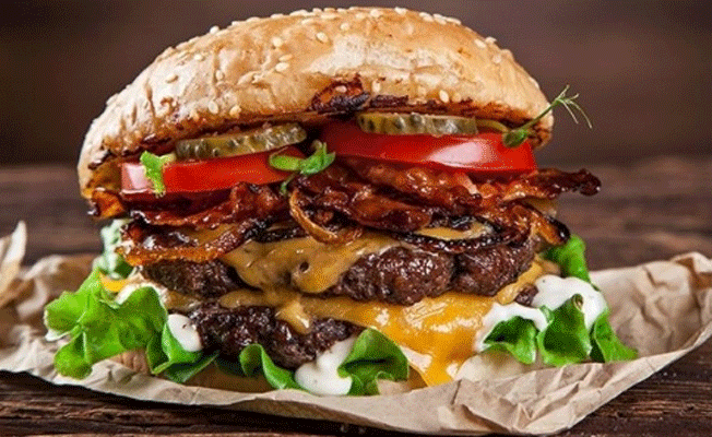 Fazla fast-food yemek, doğurganlığı olumsuz etkiliyor