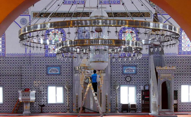 Büyükçekmece’nin camileri Ramazan’a hazır